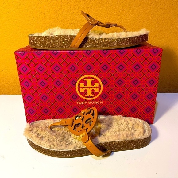 Tory BURCH Miller Cloud Shearling Cork Leather  Thong Sandal Size 9 Tan Neutral - Picture 3 of 12
